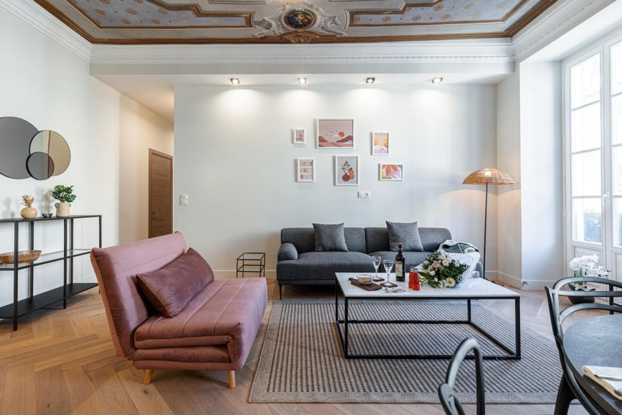 Philibert - Traditional Apart With Historical Fresco Nice Exterior foto